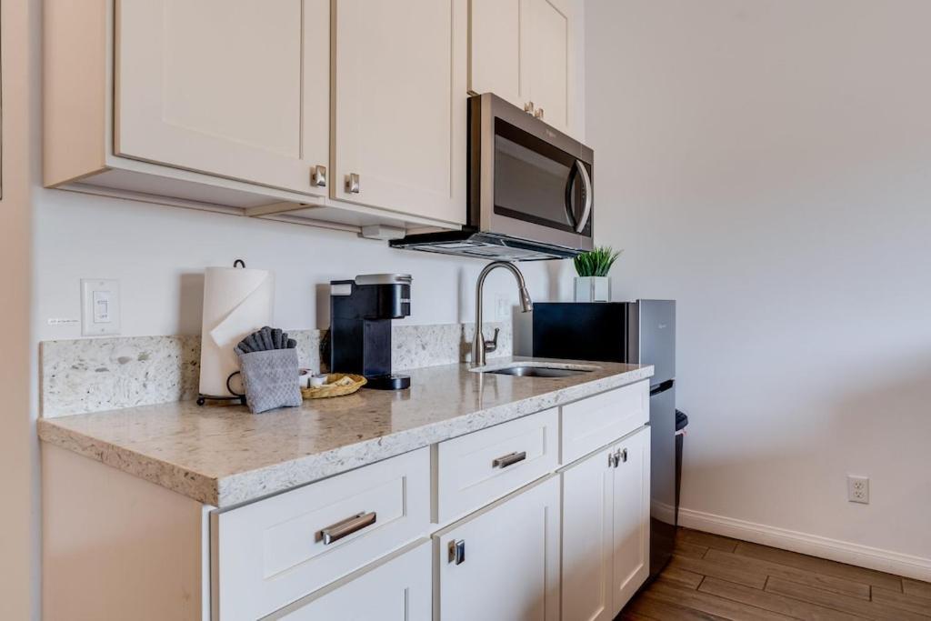 Unit 2 Maui Ohana Modern Studio Wailuku ภายนอก รูปภาพ